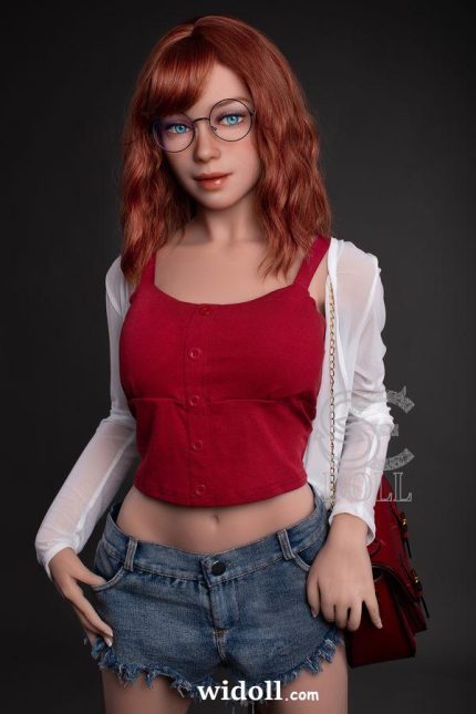 Bodybuilder Marries PoupéE Sexuelle - Roselia