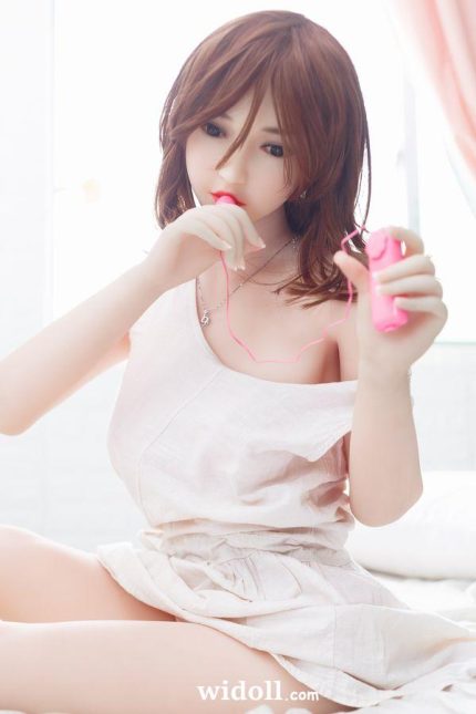 Jada La Poupée Sexuelle Sauvage - Jenda