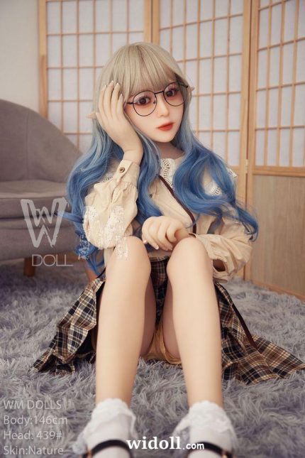 La PoupéE Sexuelle De La Fille D'à CôTé - Philis