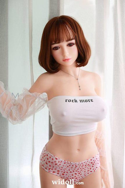 Gifs D'Hommes ÉJaculant Sur Des PoupéEs Sexuelles - Emilee