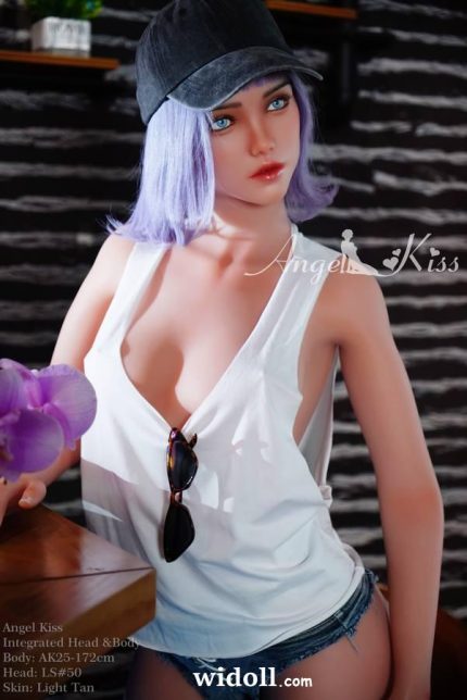 ÉJaculer Dans Une Compilation De PoupéEs Sexuelles - Brandi