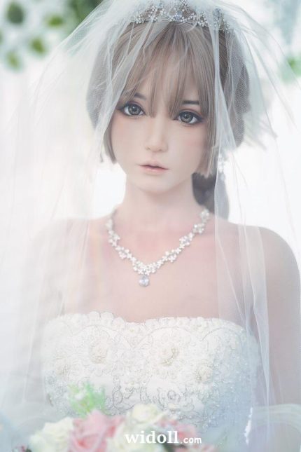 Une PoupéE Sexuelle Qui Fait Tout Porno - Daleyza