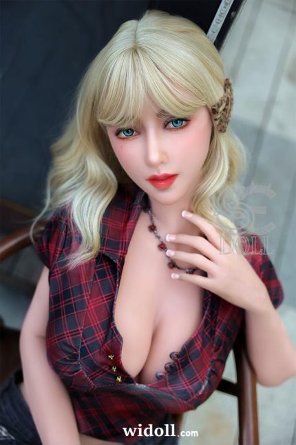 Construisez Votre Propre Poupée Sexuelle Grandeur Nature - Karoline