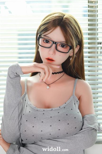 La Poupée Sexuelle Qui Fait Tout Xxx - Louvenian