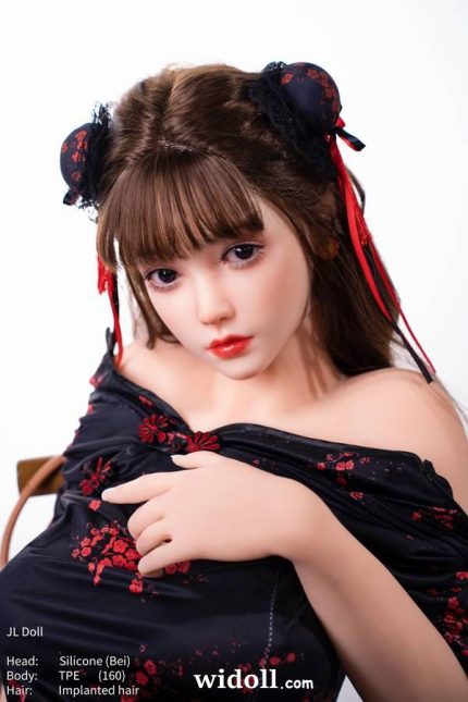 Dirty Talk Avec Poupée Sexuelle - Laverne